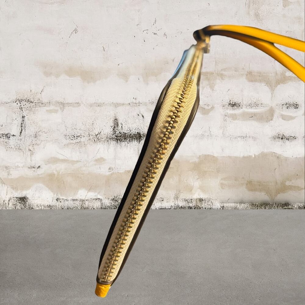 Kate Spade NWT Lucy Bicolor L-Zip Wristlet in Daffodil - Picture 3 of 7